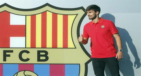 جوميش: أتيت إلى برشلونة للتعلم واللعب والمساعدة